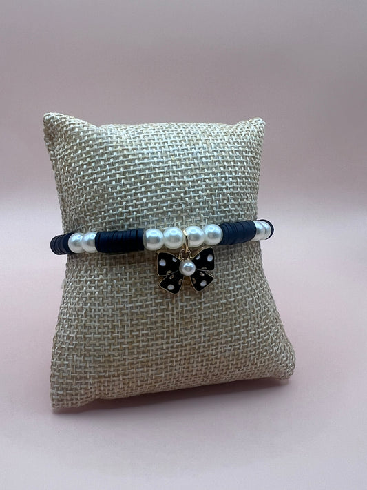 Black and Pearl Bow Bracelet